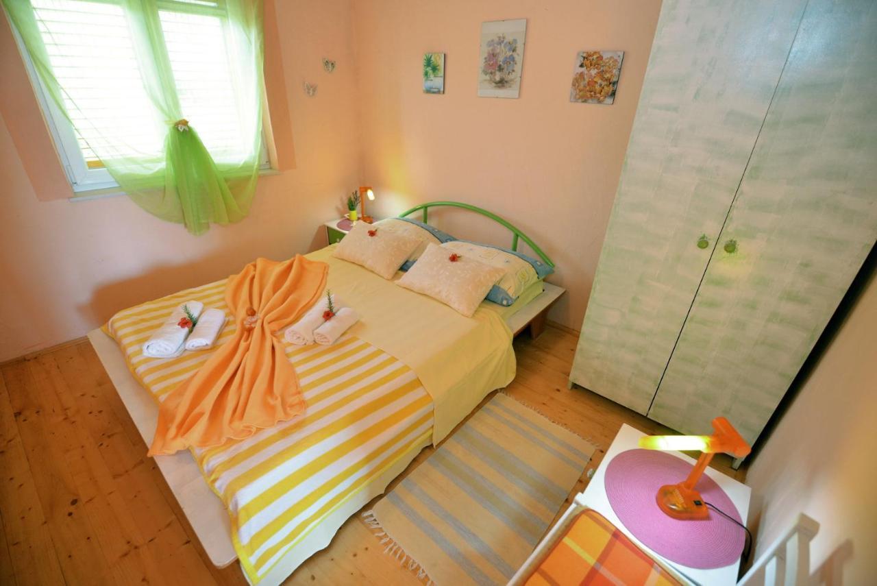Apartments With A Parking Space Murter - 5097 Exterior foto